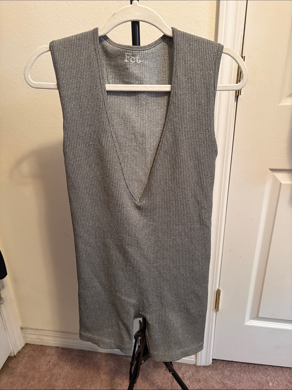 Sleeveless Gray Ribbed V-Neck Bodysuit